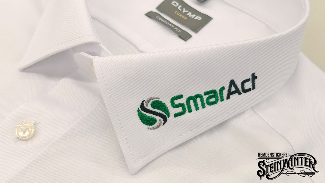 Hemdkragen bestickt mit Firmenlogo SmarAct