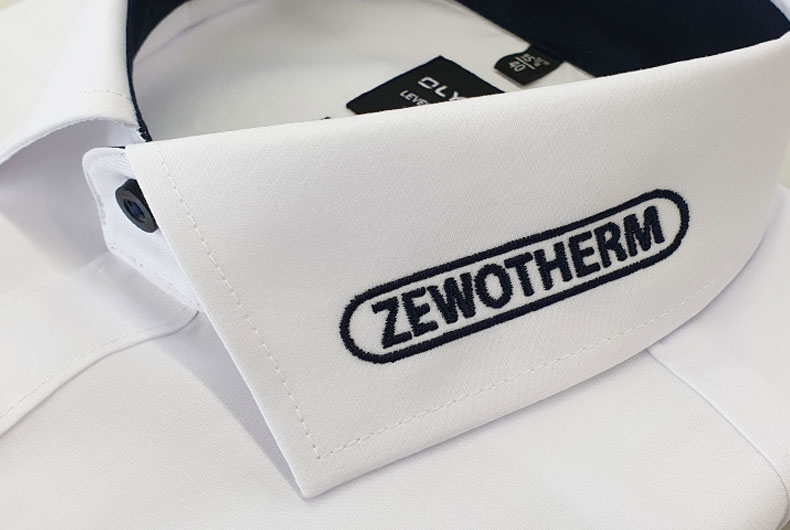 Messehemd, mit Zewotherm-Logo bestickt